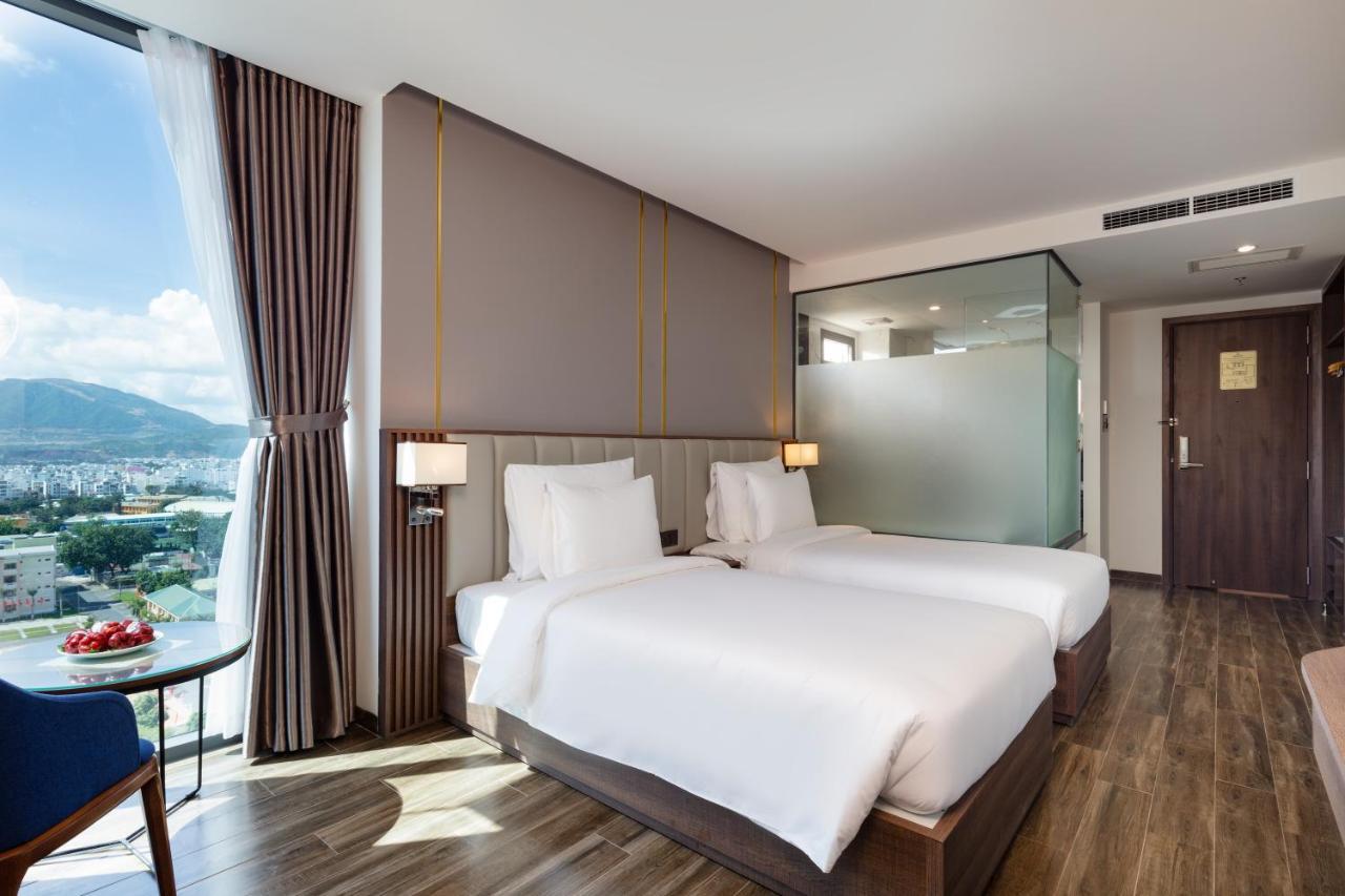 Amber Hotel Managed By Ht Nha Trang Eksteriør bilde