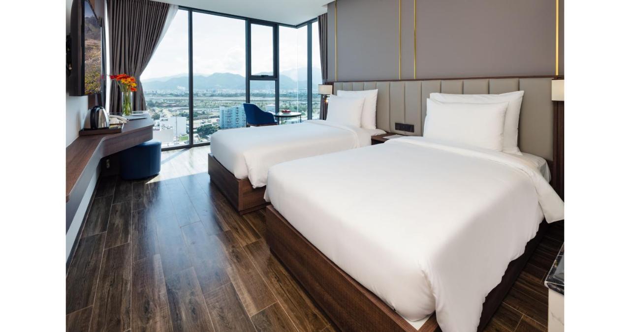 Amber Hotel Managed By Ht Nha Trang Eksteriør bilde
